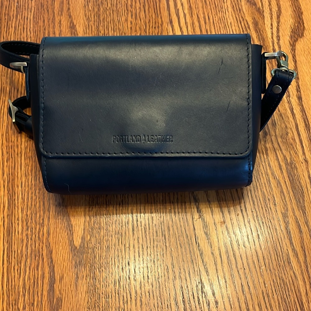 Portland Leather Crossbody